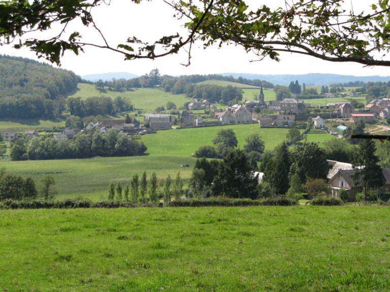 Parc Naturel Régional Du Morvan Les Petites Fourches Saint-brisson