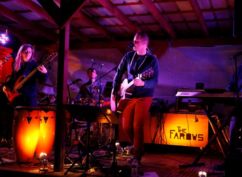 Soirée apéro concert The Farows