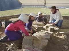 Atelier archéo à Bibracte