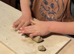 Atelier modelage pour enfants