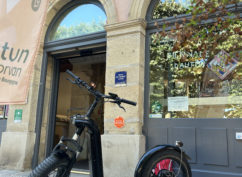 Balade découverte insolite d&rsquo;Autun en Trottinette tout terrain électrique