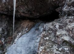 Atelier de terrain n°1 #hydrogéologie avec Stanislas Sizaret, géologue, et Nicolas Floc&rsquo;h, artiste dans le cadre de la résidence Fleuves-Océan-Seine